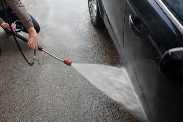 Best Commercial Pressure Washing  in Independence, IA